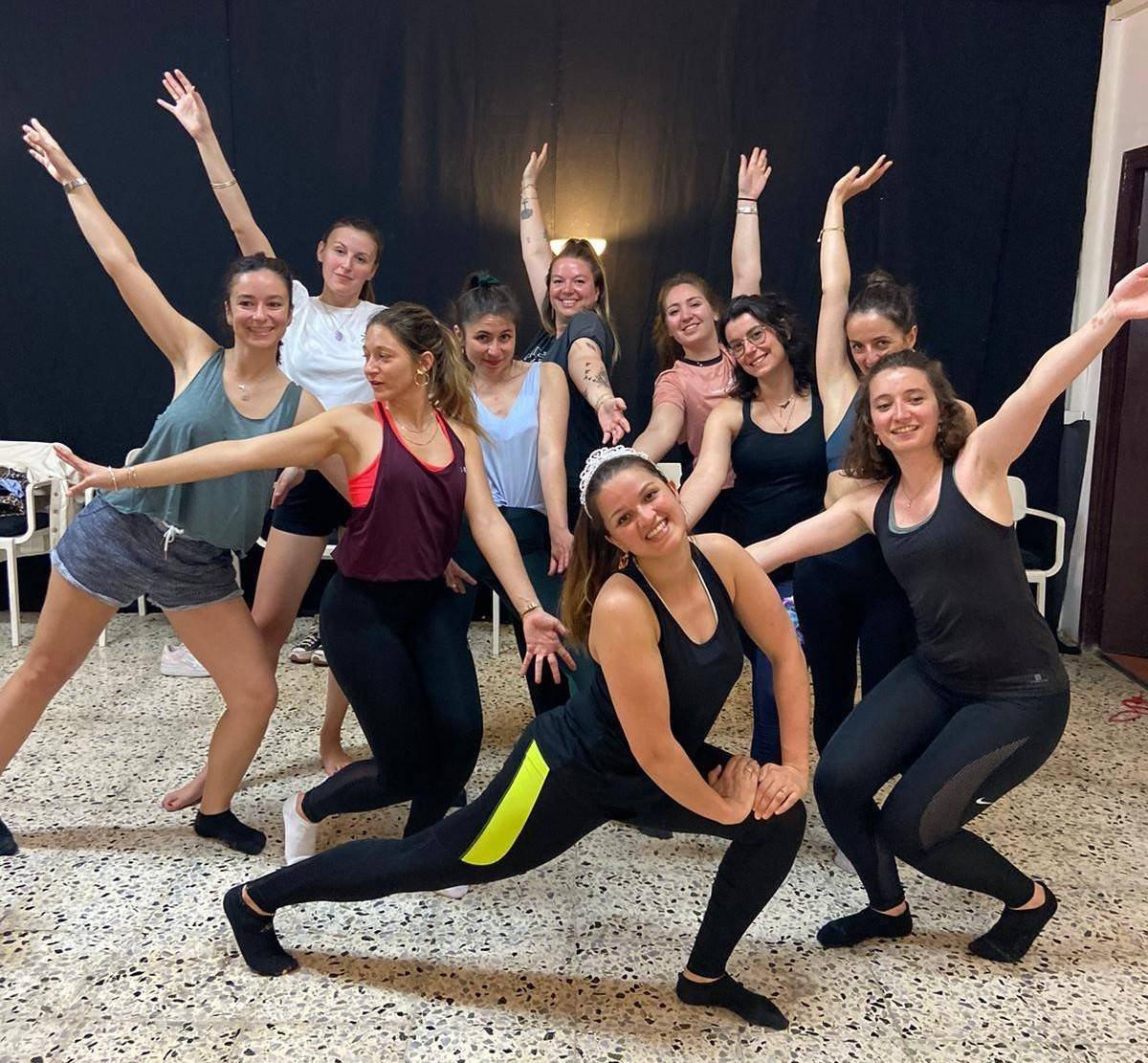 barcelona-bachelorette-dance-classes-complete-guide-2025