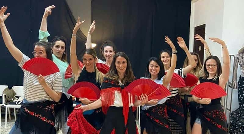 Small group dance workshop in central Barcelona - authentic cultural experience